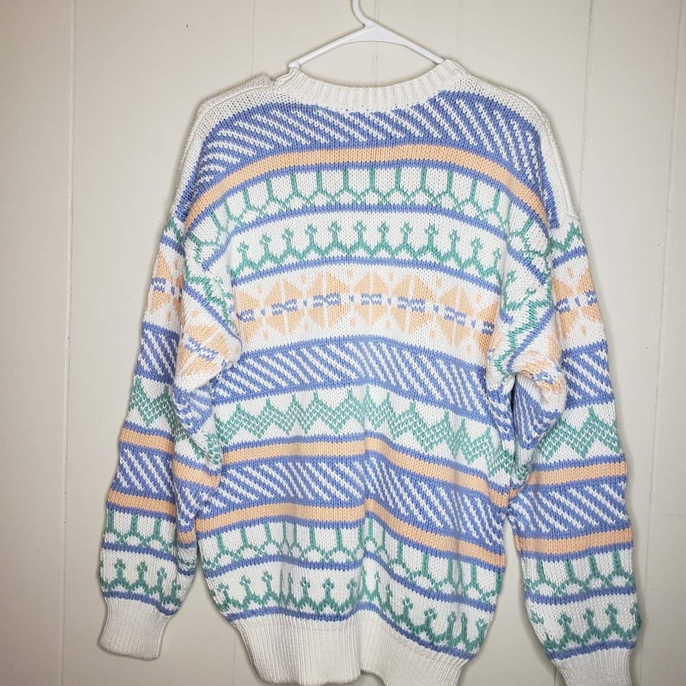 GAP Sweater - Picture 2 of 6